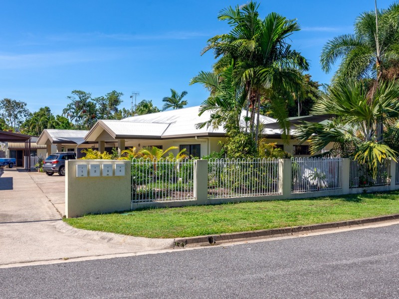 2/15 Pecten Avenue, Port Douglas QLD 4877