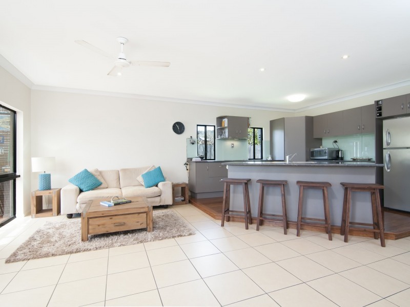 8 Sanderling Close, Port Douglas QLD 4877