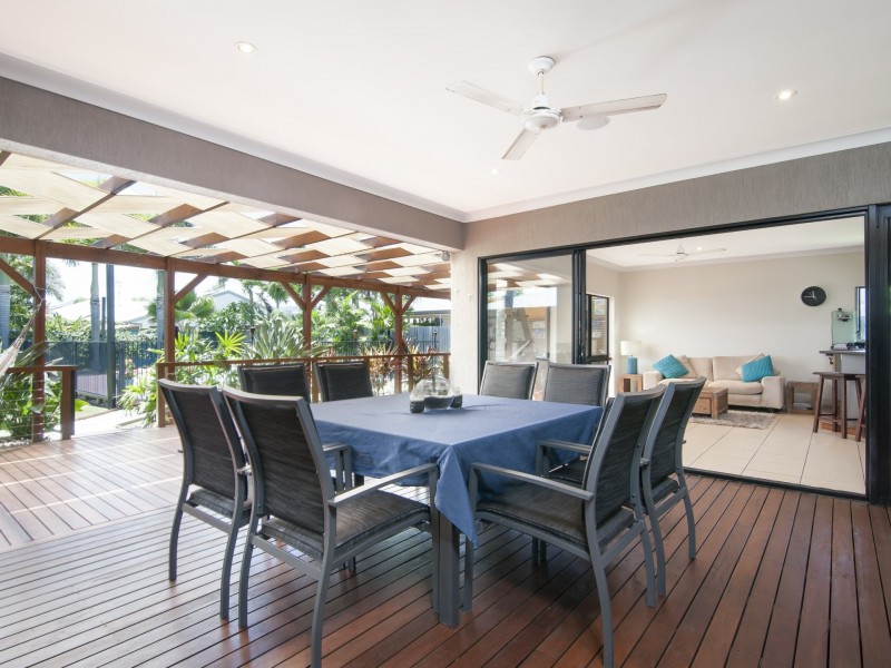 8 Sanderling Close, Port Douglas QLD 4877