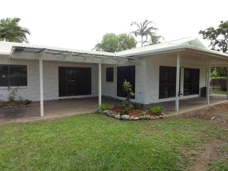 2 Hope Street, Port Douglas QLD 4877