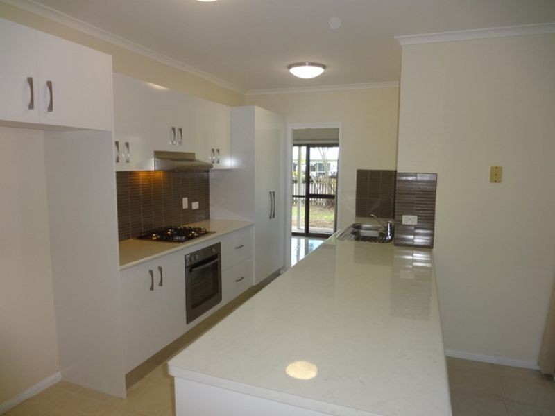 2 Hope Street, Port Douglas QLD 4877
