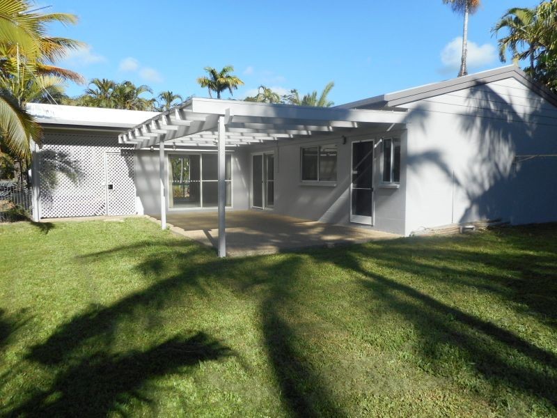 9 Agincourt Street, Port Douglas QLD 4877