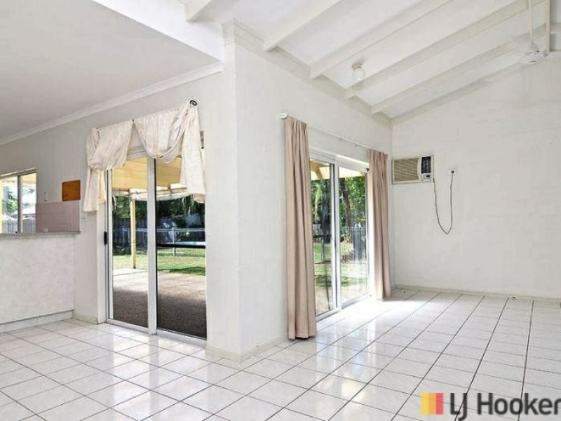 9 Agincourt Street, Port Douglas QLD 4877