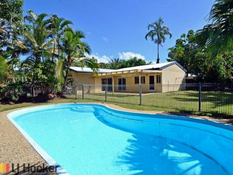 9 Agincourt Street, Port Douglas QLD 4877