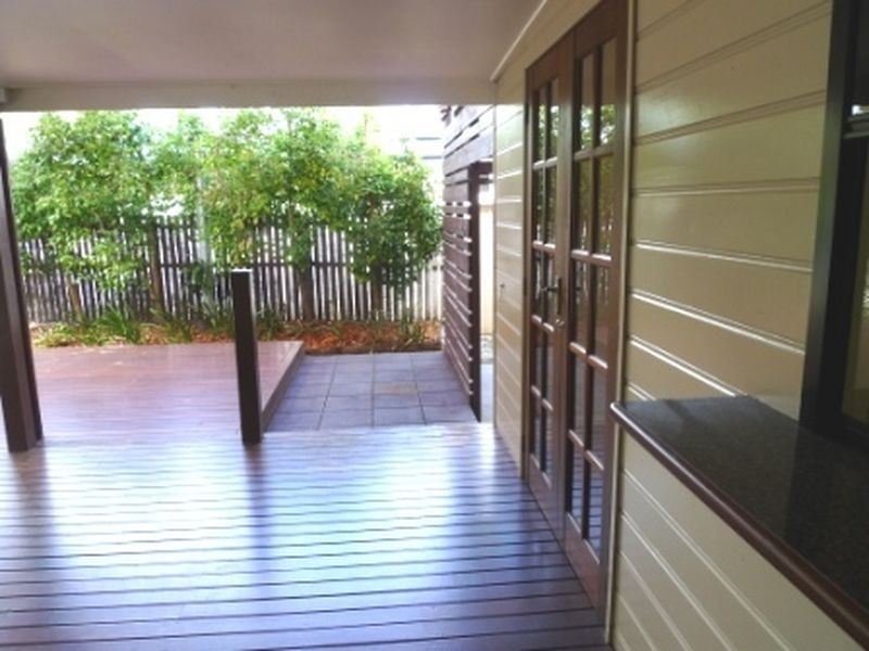 12 Birdwing Street, Port Douglas QLD 4877