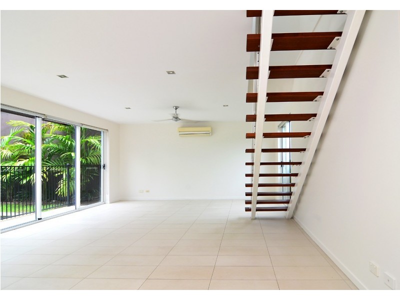 21 Oasis/4-8 Morning Close, Port Douglas QLD 4877