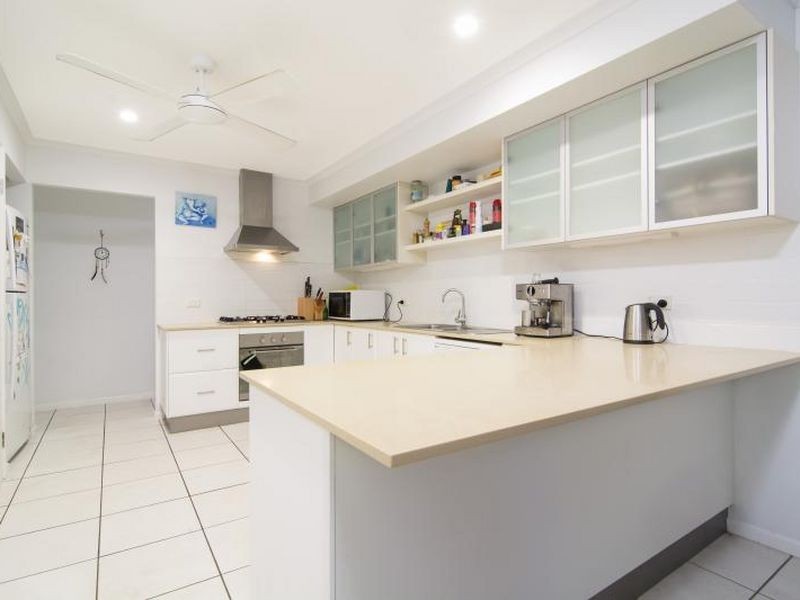 13 Fronds/33 Nautilus Street, Port Douglas QLD 4877