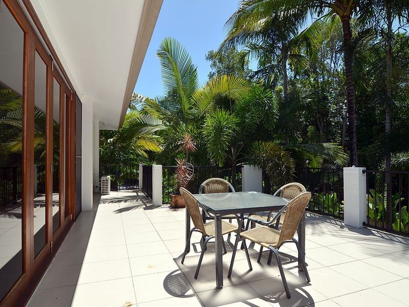 67 Reef Street, Port Douglas QLD 4877