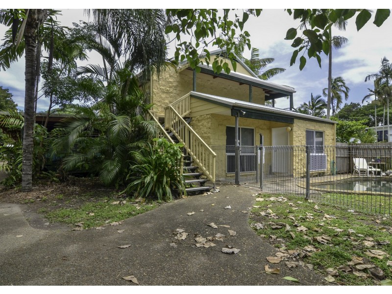 4 Triton Lodge/4 Triton Crescent, Port Douglas QLD 4877
