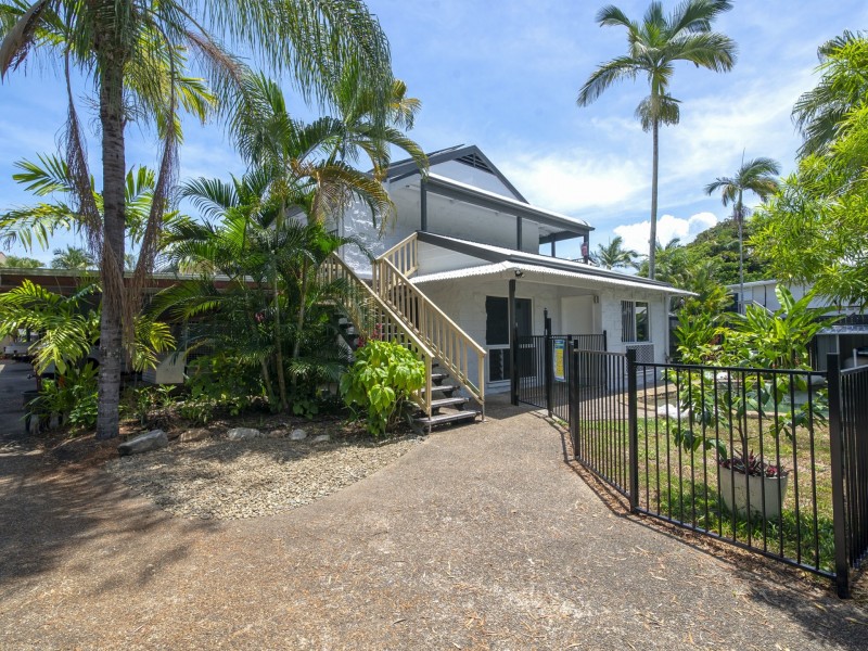 10 Triton Lodge/4 Triton Crescent, Port Douglas QLD 4877