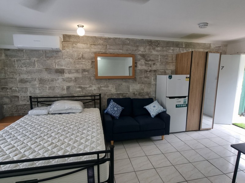 7 Triton Lodge/4 Triton Crescent, Port Douglas QLD 4877