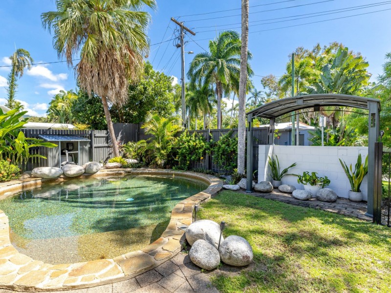 12 Triton Lodge/4 Triton Crescent, Port Douglas QLD 4877