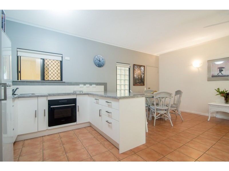 2 Port Villas/59 Davidson Street, Port Douglas QLD 4877