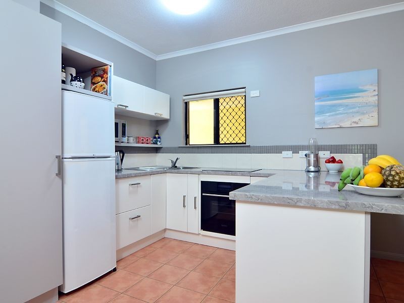 2 Port Villas/59 Davidson Street, Port Douglas QLD 4877