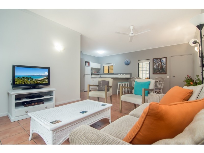 2 Port Villas/59 Davidson Street, Port Douglas QLD 4877