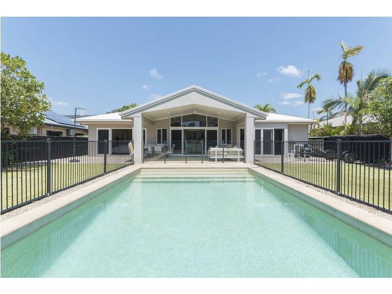 27 Ulysses Avenue, Port Douglas QLD 4877