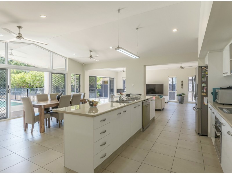 27 Ulysses Avenue, Port Douglas QLD 4877