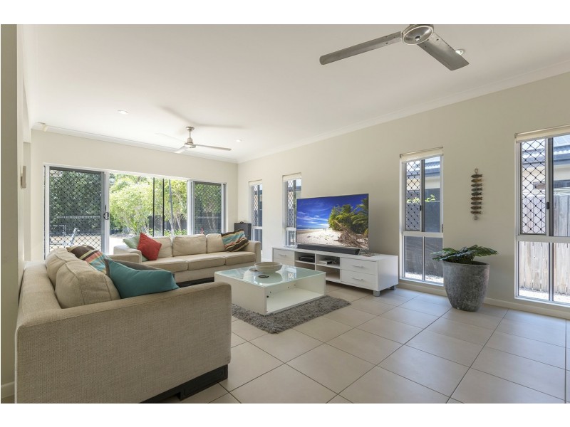 27 Ulysses Avenue, Port Douglas QLD 4877