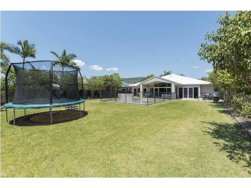 27 Ulysses Avenue, Port Douglas QLD 4877