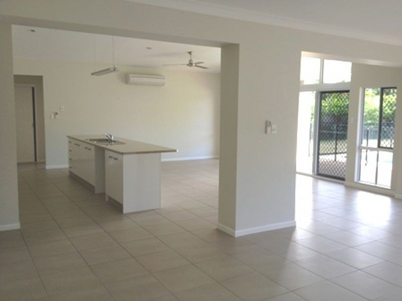 27 Ulysses Avenue, Port Douglas QLD 4877