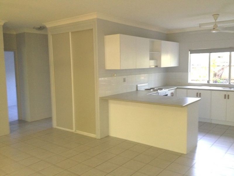 2/133 Davidson Street, Port Douglas QLD 4877