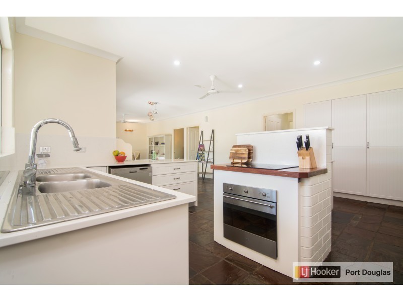 3 Shalom Close, Cooya Beach QLD 4873