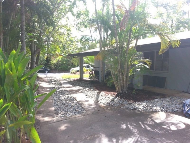 2/25 Pectan Avenue, Port Douglas QLD 4877