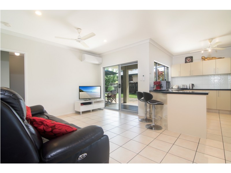 27 Allamanda Street, Cooya Beach QLD 4873