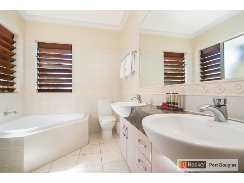 26 Paradise Links/70 Nautilus Street, Port Douglas QLD 4877