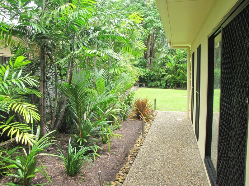 1/9 Triton Crescent, Port Douglas QLD 4877