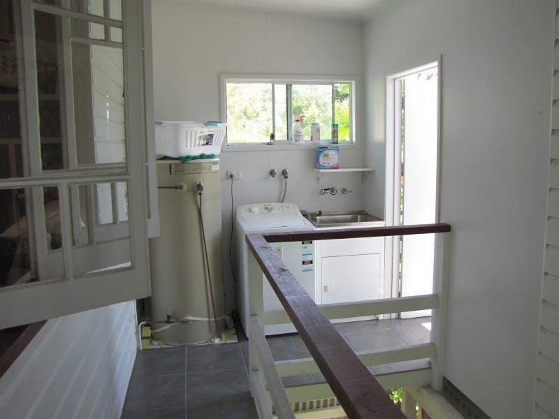 39 Mossman Street, Mossman QLD 4873