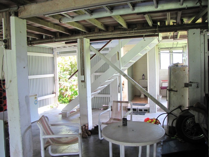 39 Mossman Street, Mossman QLD 4873