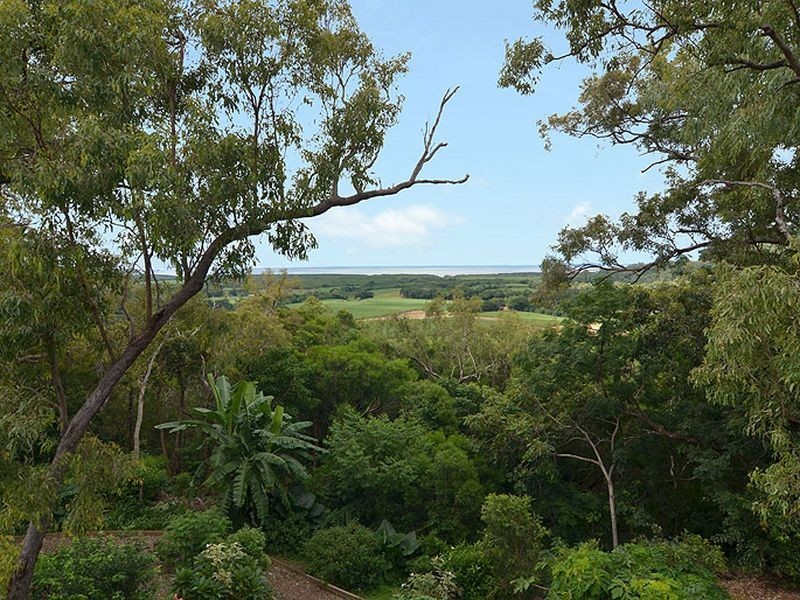 300 Mowbray River Road, Mowbray QLD 4877