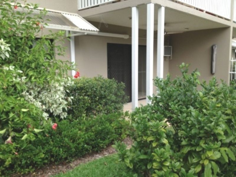 1 Villa on St Crispins/1 Morning Close, Port Douglas QLD 4877