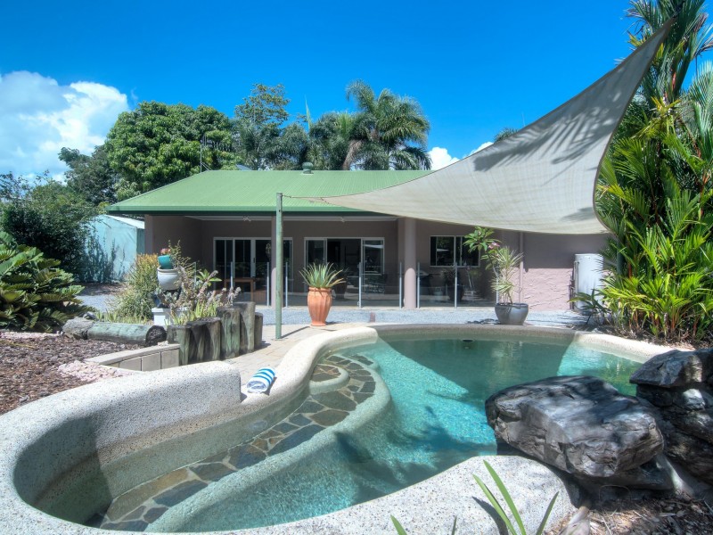 3 Shalom Close, Cooya Beach QLD 4873