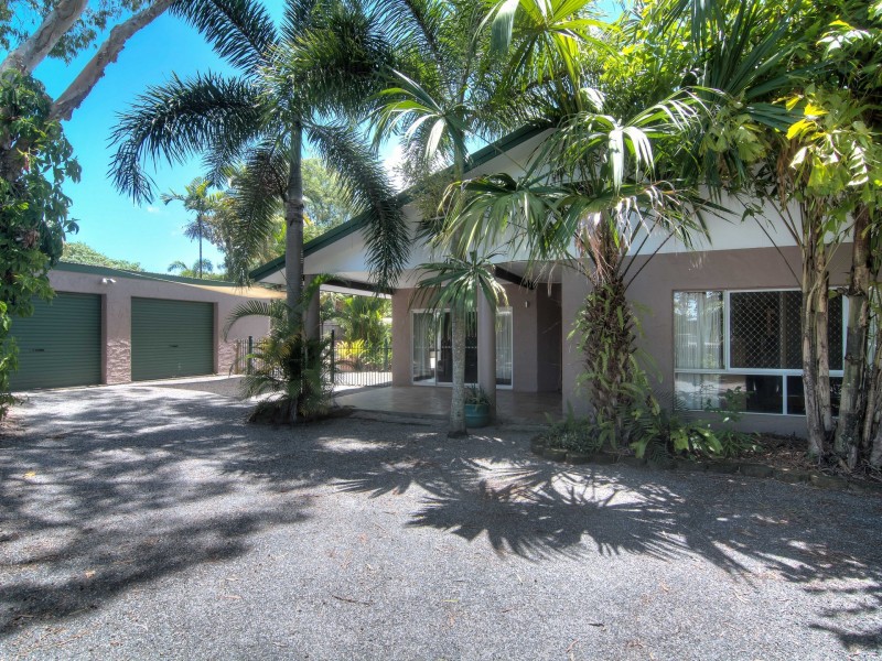 3 Shalom Close, Cooya Beach QLD 4873