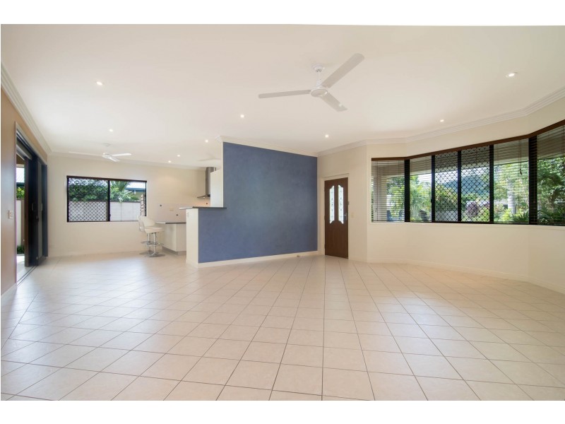 13 Forest Glen Road, Mossman QLD 4873