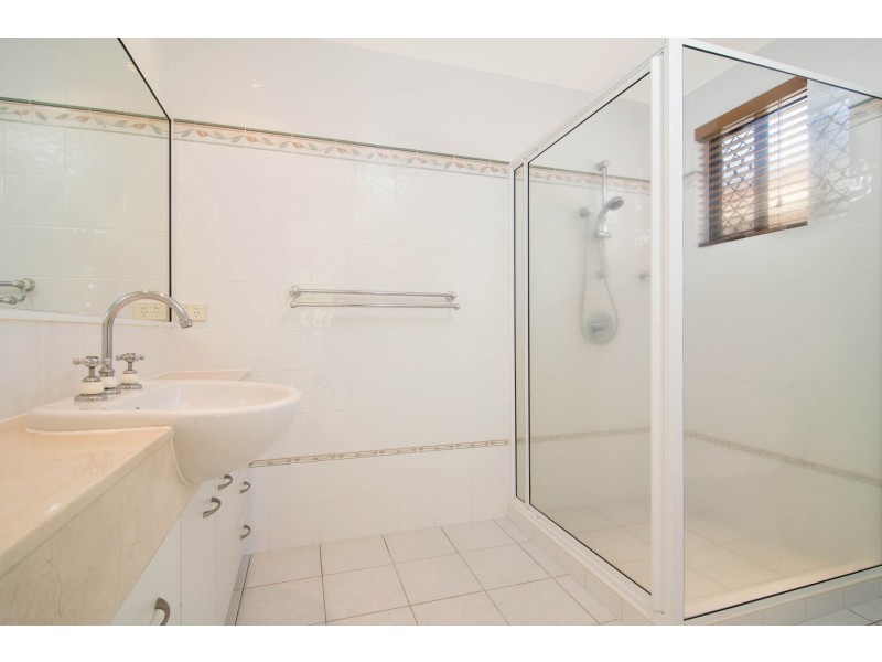 13 Forest Glen Road, Mossman QLD 4873