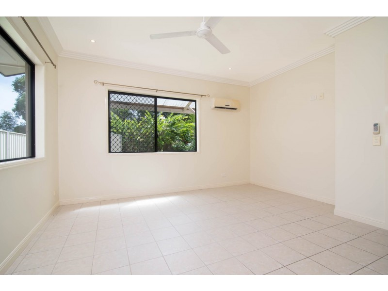 13 Forest Glen Road, Mossman QLD 4873