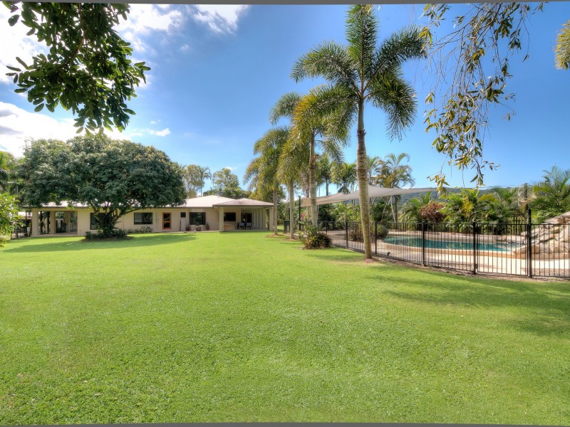 582 Miallo-Bamboo Creek Road, Miallo QLD 4873