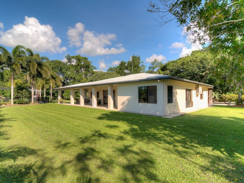 582 Miallo-Bamboo Creek Road, Miallo QLD 4873