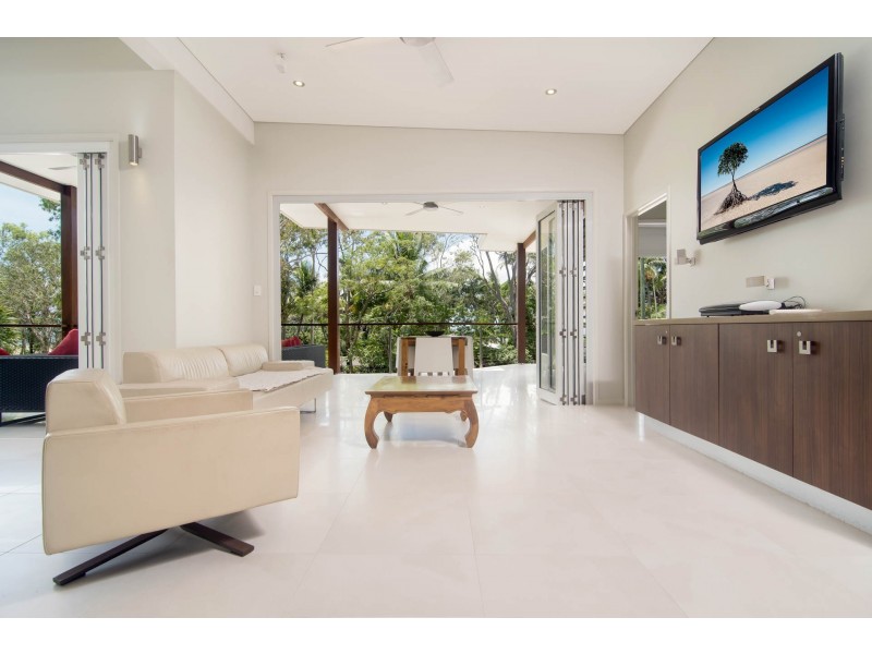 30 Oak Street, Oak Beach, Port Douglas QLD 4877