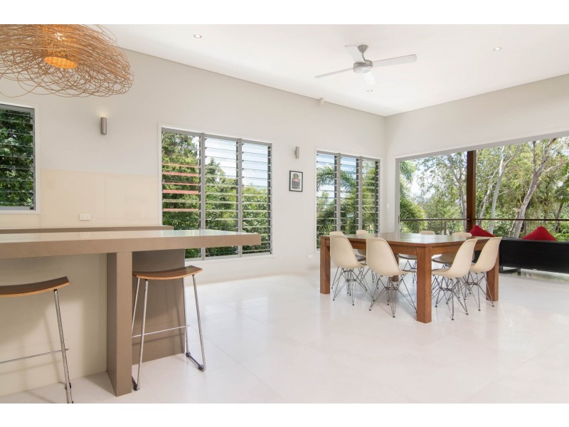 30 Oak Street, Oak Beach, Port Douglas QLD 4877