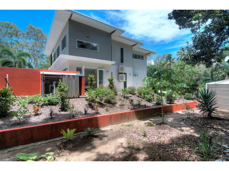 30 Oak Street, Oak Beach, Port Douglas QLD 4877
