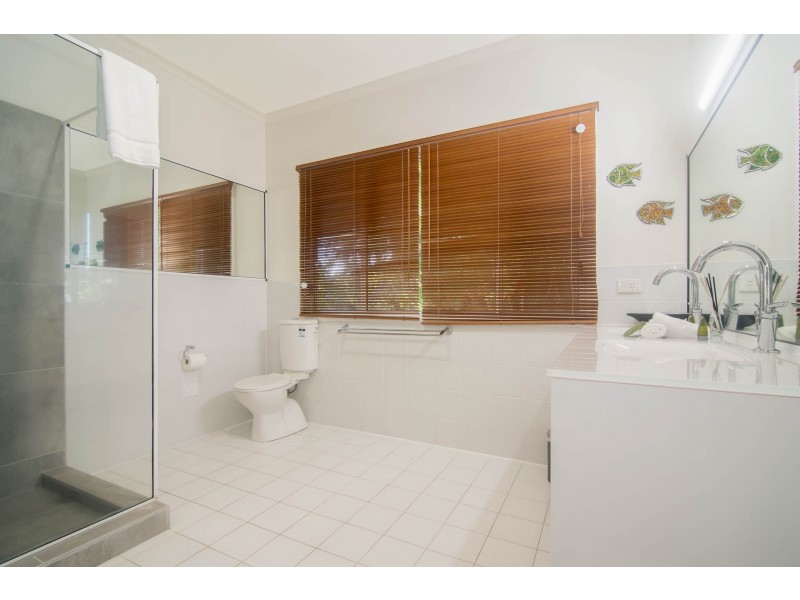 1301 Mossman Daintree Road, Rocky Point QLD 4873