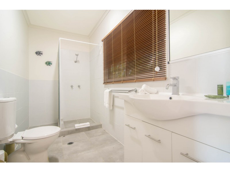 1301 Mossman Daintree Road, Rocky Point QLD 4873