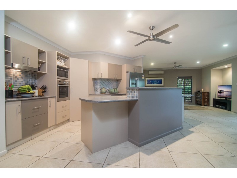 28 Ulysses Avenue, Port Douglas QLD 4877