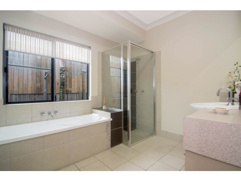 28 Ulysses Avenue, Port Douglas QLD 4877