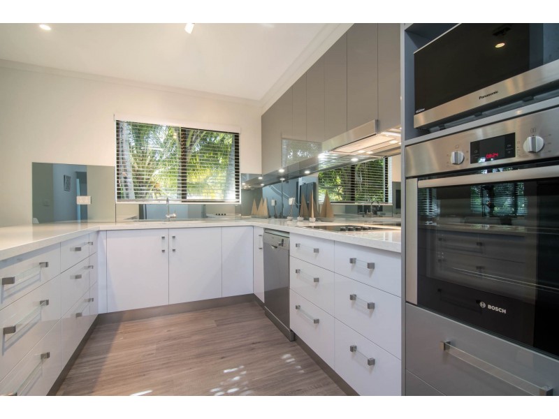 10 Tropical Reef/10 Davidson Street, Port Douglas QLD 4877