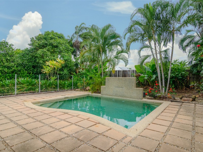 31 Brolga Street, Port Douglas QLD 4877